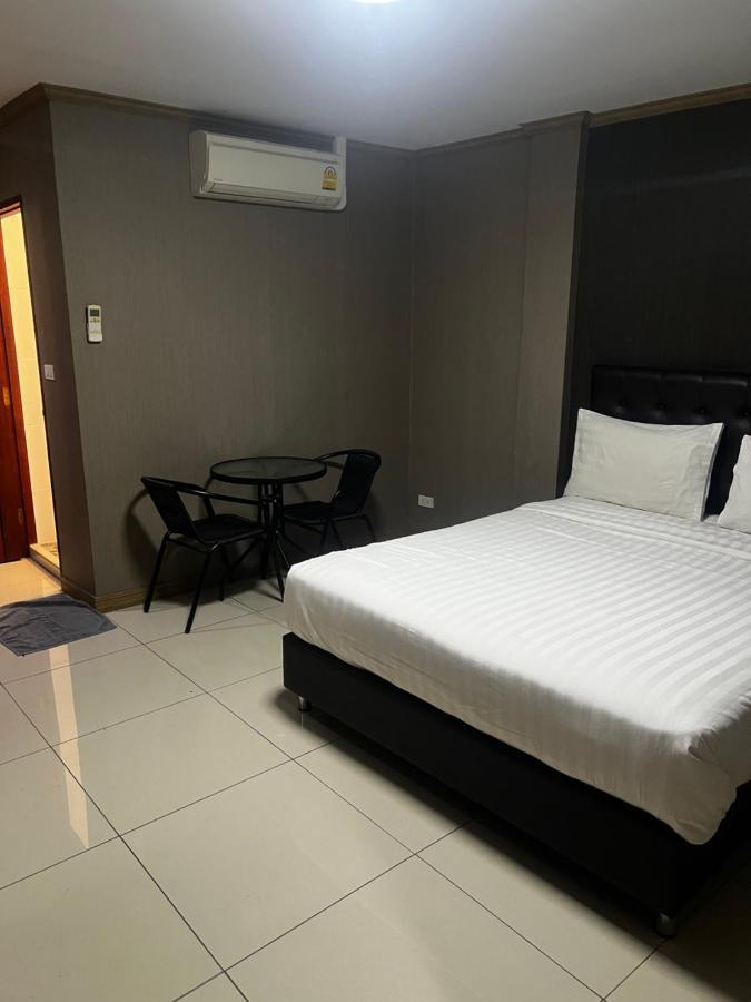 Apsara Inn Pattaya ภายนอก รูปภาพ
