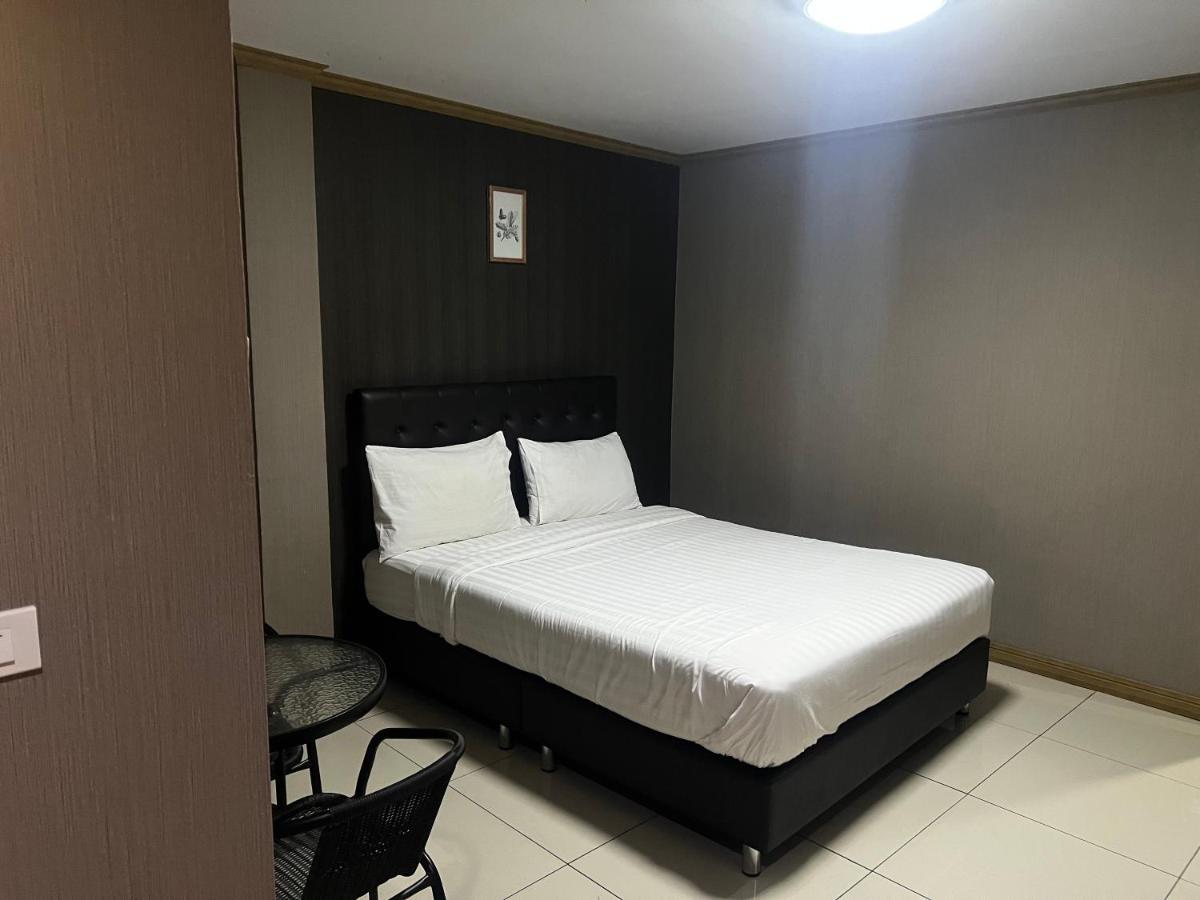 Apsara Inn Pattaya ภายนอก รูปภาพ